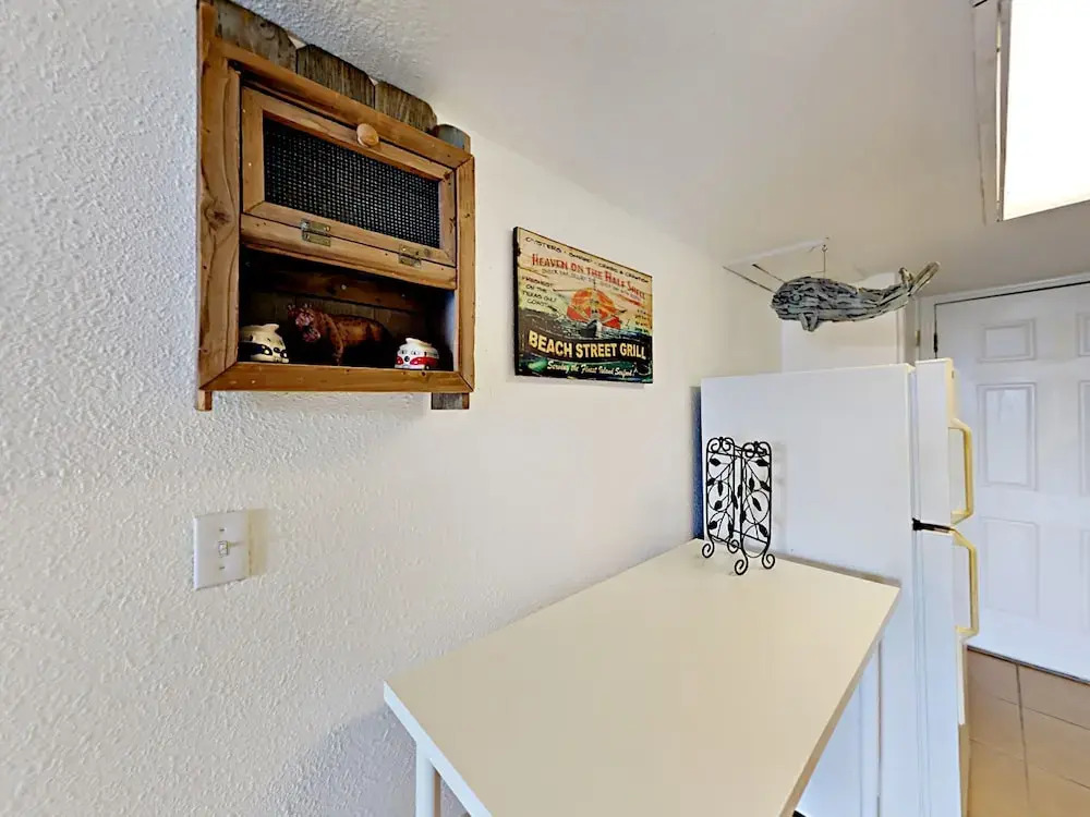 125 Sea Breeze - Studio Condo