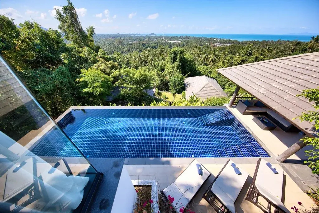 Sunset Heights Villa