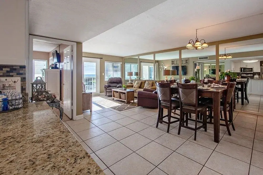 Gulf Shore Condo #218 - 2 Br condo by RedAwning