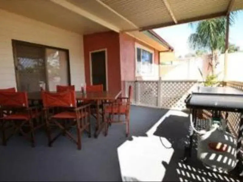 Jadan Cottages