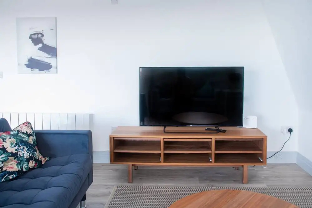 Newly Refurbished 2 bed With Fantastic View