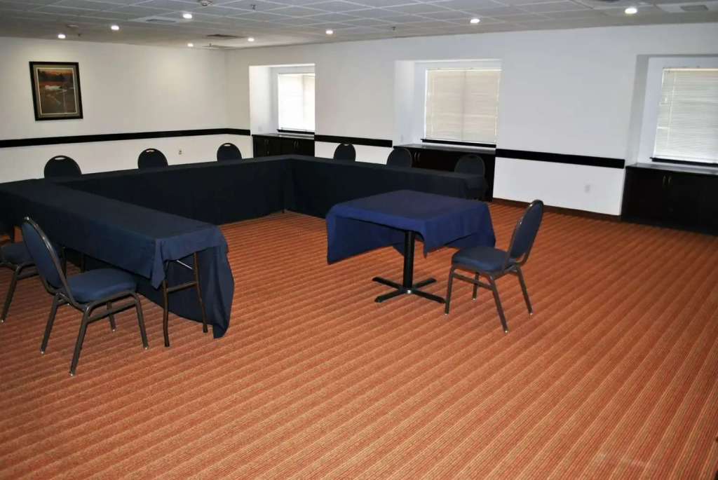 Microtel Inn and Suites by Wyndham Toluca