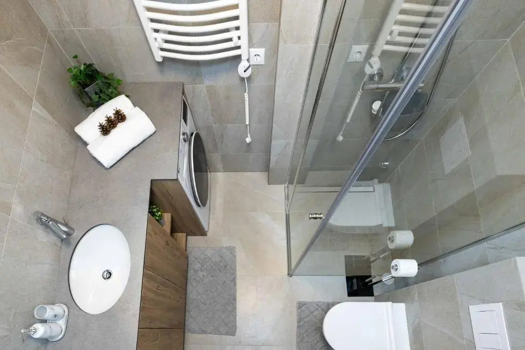 Magic Pines Apartment, By Cohost