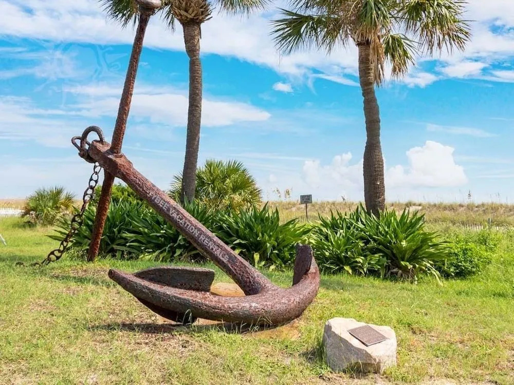 Aqua Vitae by Tybee Vacation Rentals