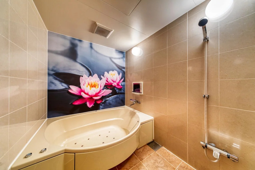 Hotel Lotus Otsu