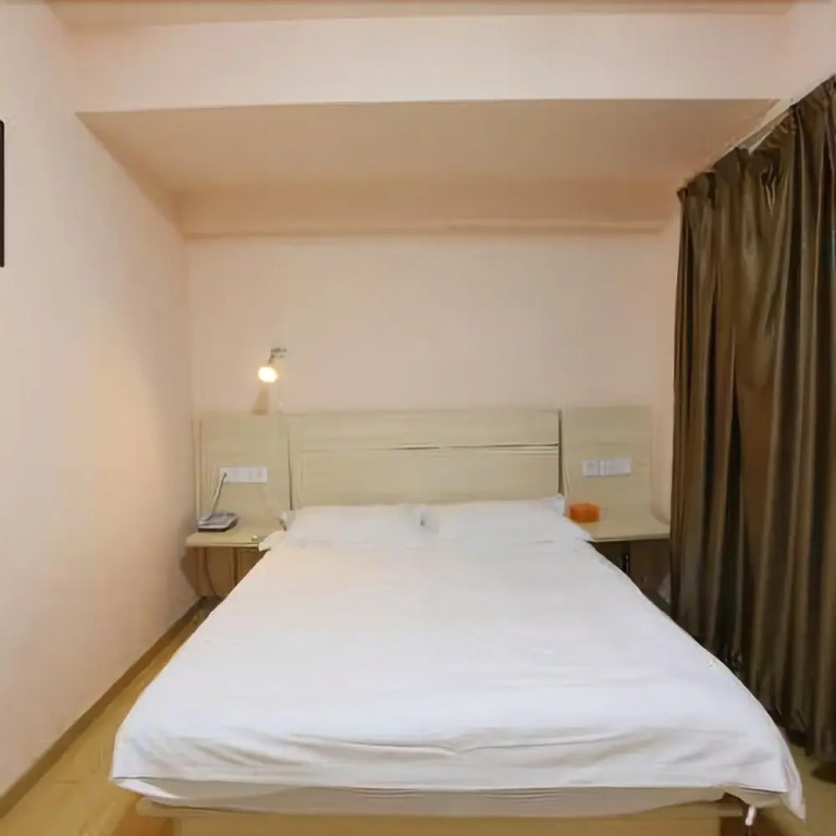 Lanqin Hotel
