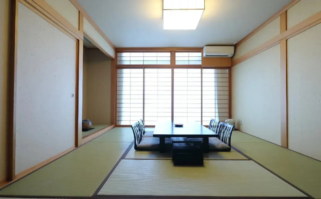 Kamihata Onsen Sawarabi
