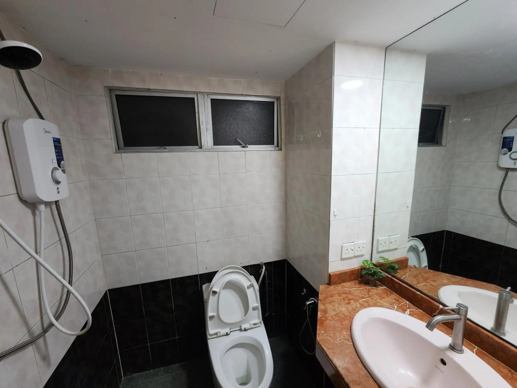 Own Private Jucuzzi POOL inside Sri Petaling Hse