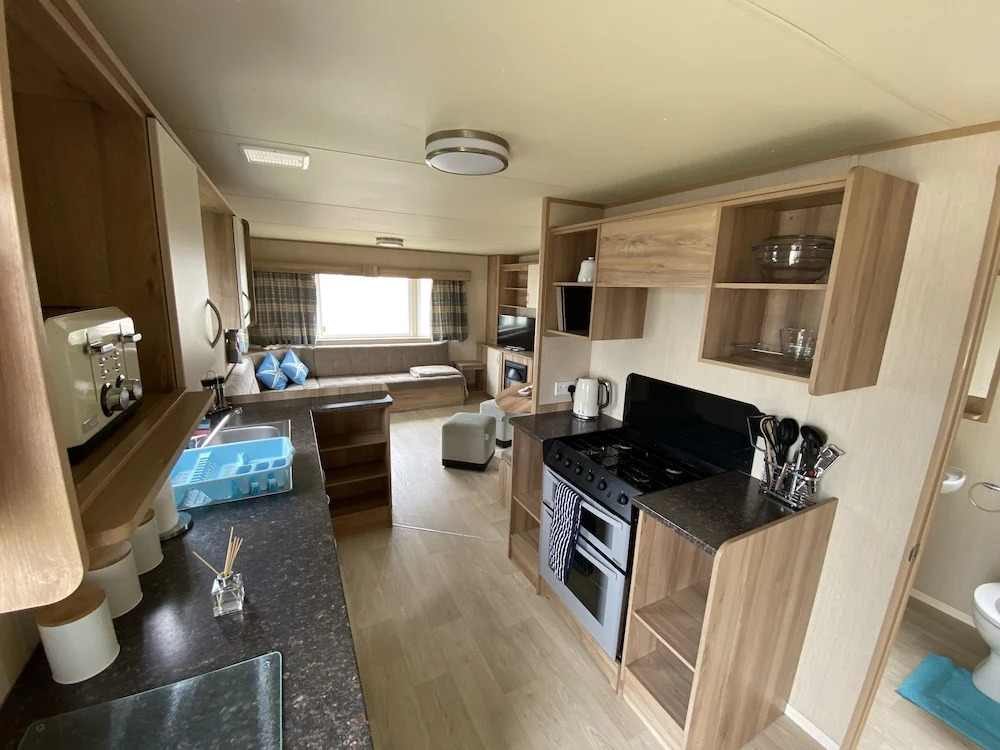 3 Bed 8 Berth Caravan in California Cliffs - D53