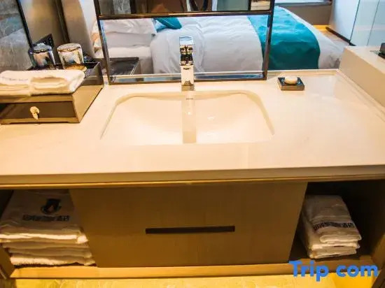 New Beacon International Hotel