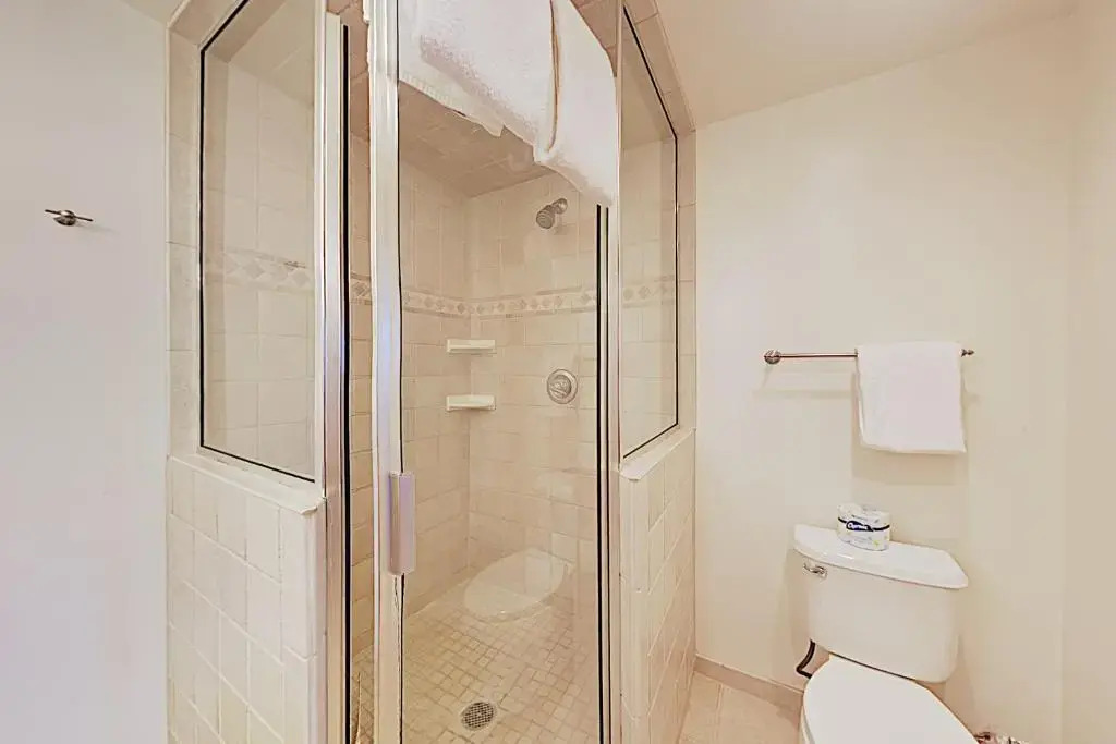 Timberline Condominiums 2 Bedroom Deluxe Unit B1D