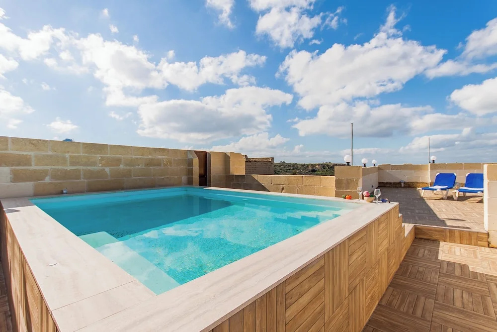 Naduri, Beautiful Gozitan Villa plus Pool - Happy Rentals