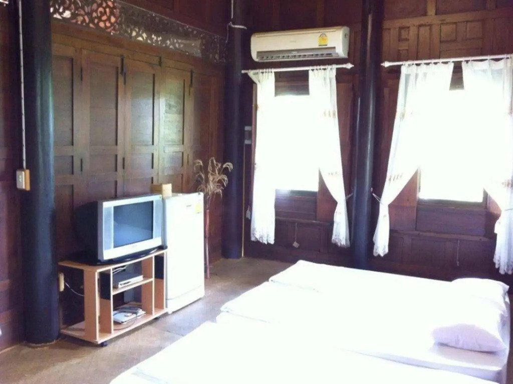 BaanSuanLeelawadee Resort Amphawa
