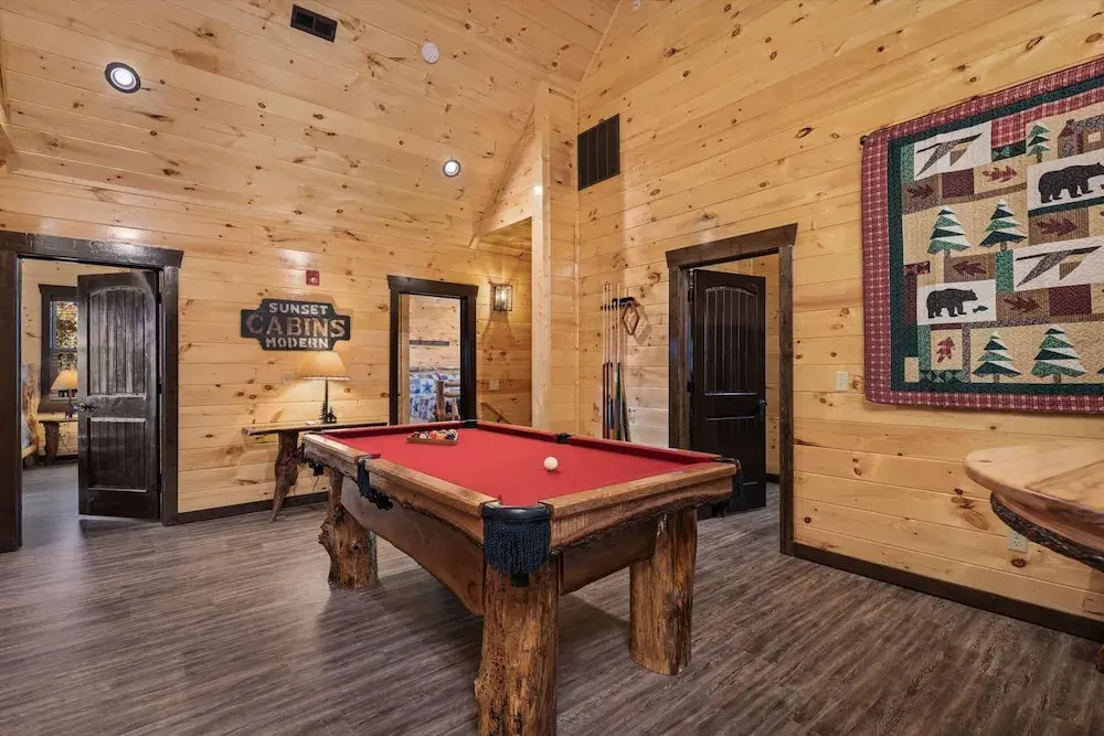 Greystone Retreat 13 Bedrooms 13.5 Bathrooms Cabin
