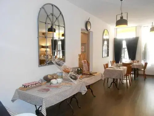 Hôtel-Restaurant "Chez Carrière"