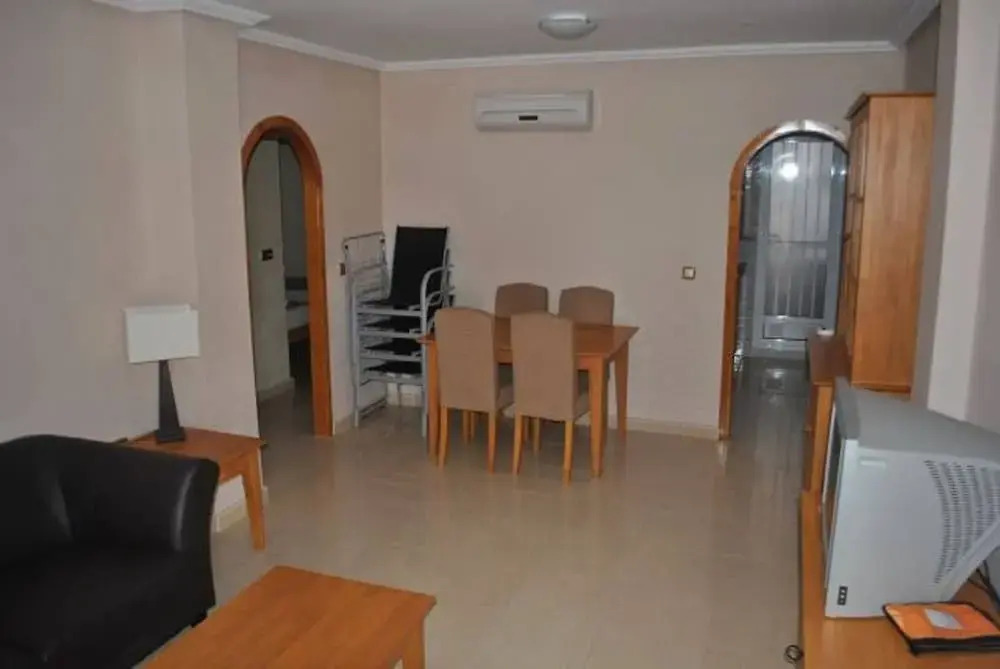 Playa Golf R6 Grd Flr Apartment And Comm Pool P247