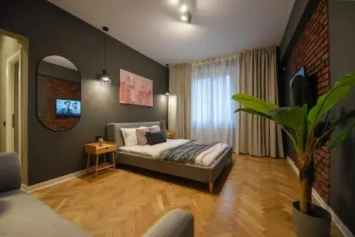 Romana 3 rooms