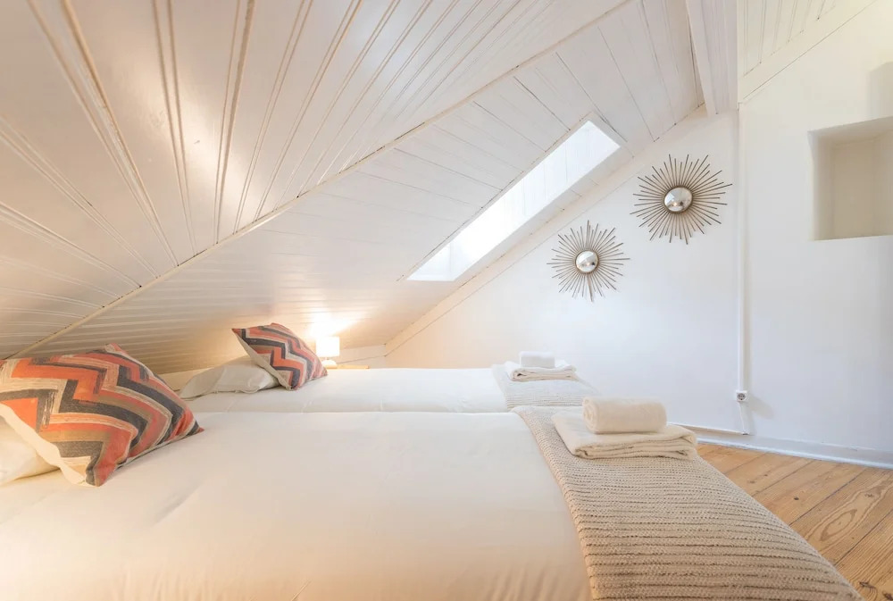 Alfama Tale 4 Bedroom Apartment wtih River View, by LU Holidays