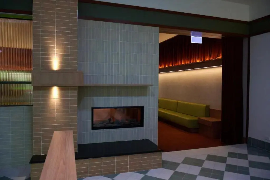 Statesman Hotel
