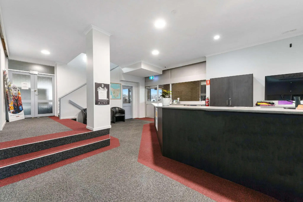 Bayside Hotel