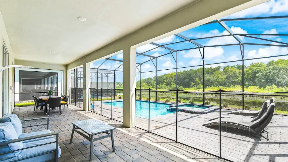 Storey Lake Resort 9br Cozy Home With Theater 2965