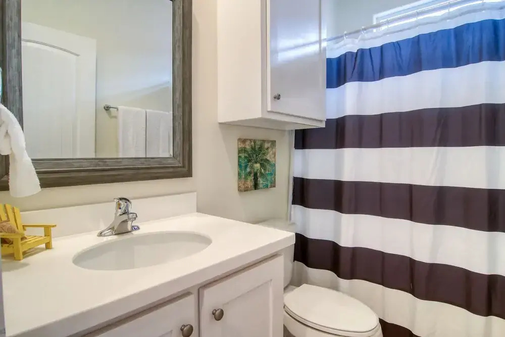 Beach Buzz 4 Bedrooms 3 Bathrooms Home