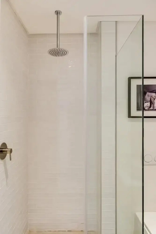 Gorgeous Sea Point Apartment With Rooftop Pool at Mirabel