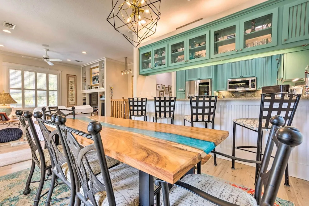 Santa Rosa Beach Home w/ Pool, Hot Tub & Deck!