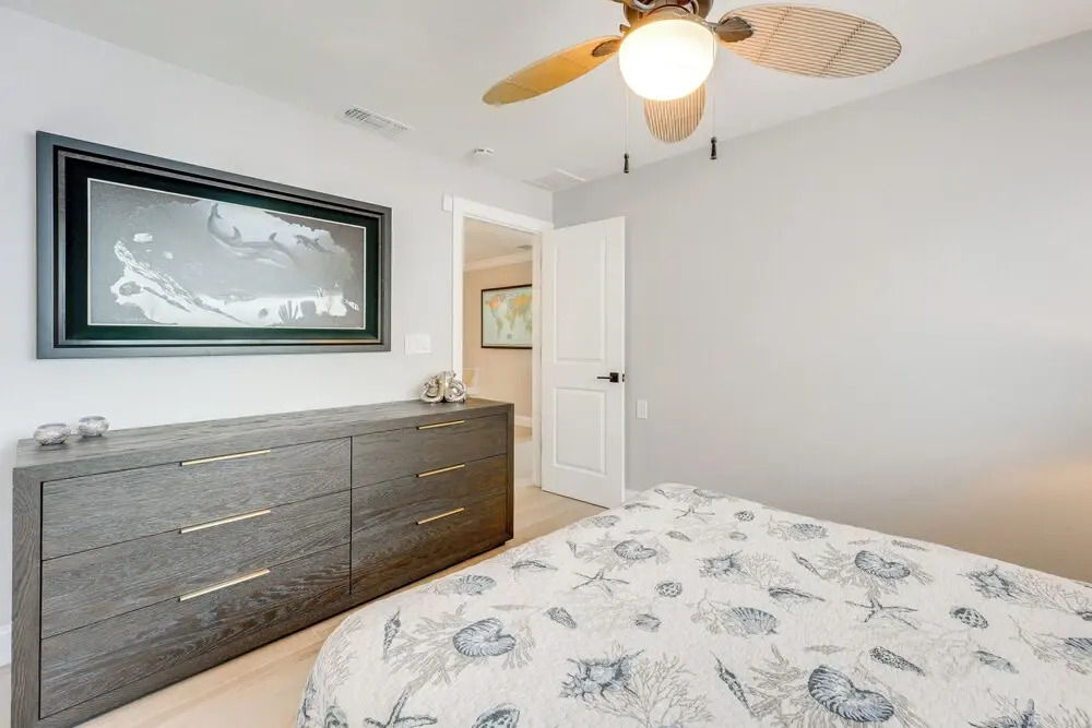Walkable Waterfront Paradise: Home in Clearwater!