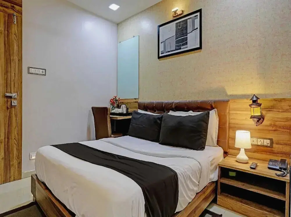 Hotel Blue Inn Residency
