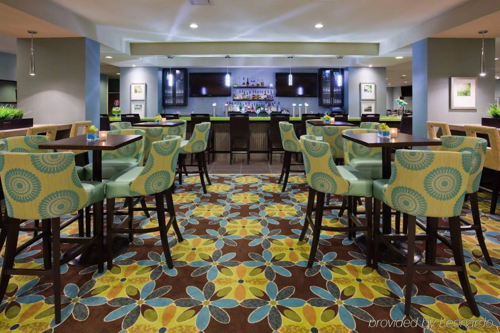 Doubletree By Hilton Pointe Claire Montreal Airport West