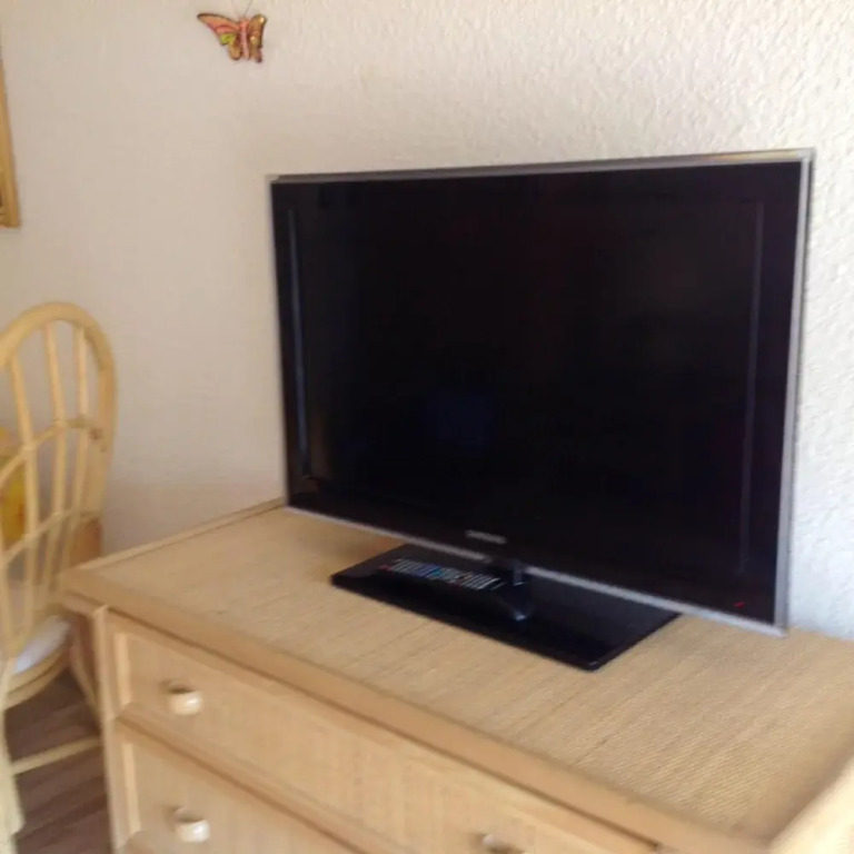 Apartment With one Bedroom in Cavalaire-sur-mer, With Wonderful sea View and Furnished Balcony - 50 m From the Beach