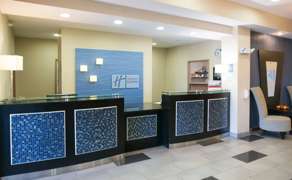 Holiday Inn Express - Albert Lea