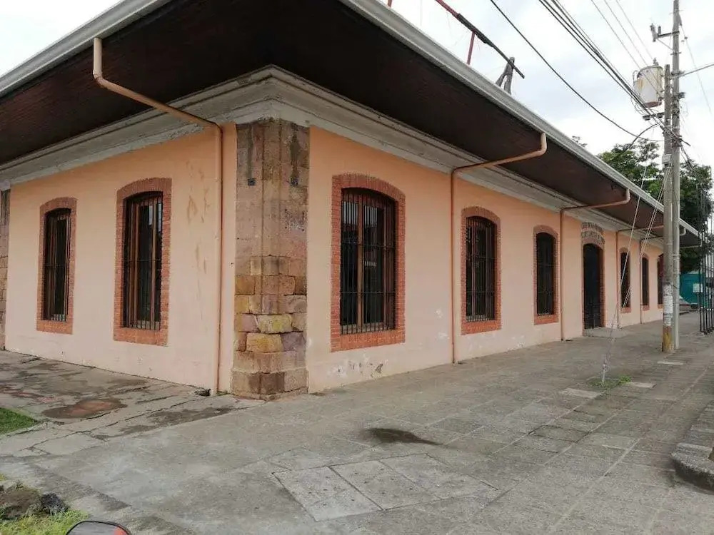 Allan28Hotel