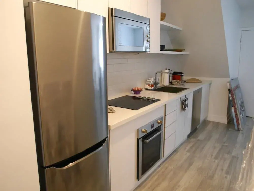 Newly Renovated 2BR Townhome