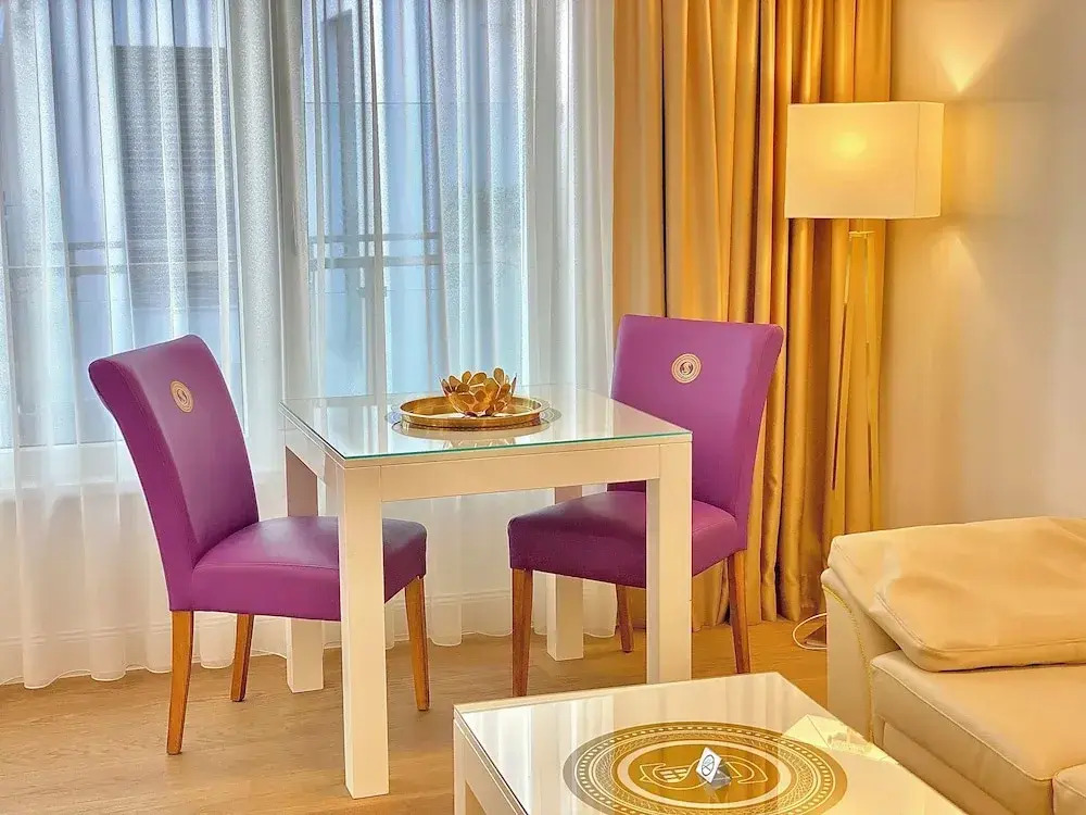 Vienna International Living