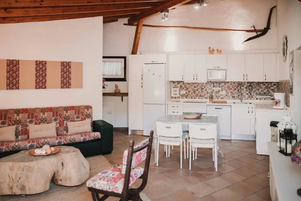 Casa rural en Hoya de Tunte. Vivienda 4