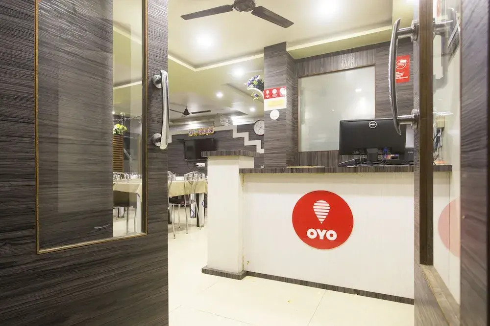 OYO Flagship 10078 Hotel Shriniwas Executive