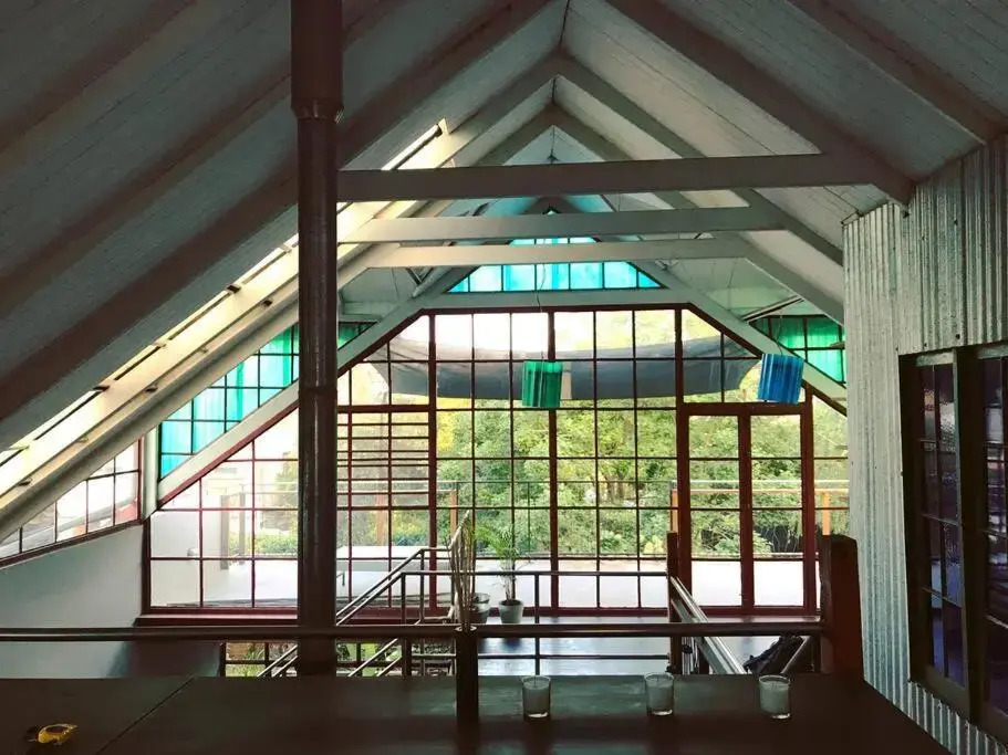 (Sub)urban retreat
