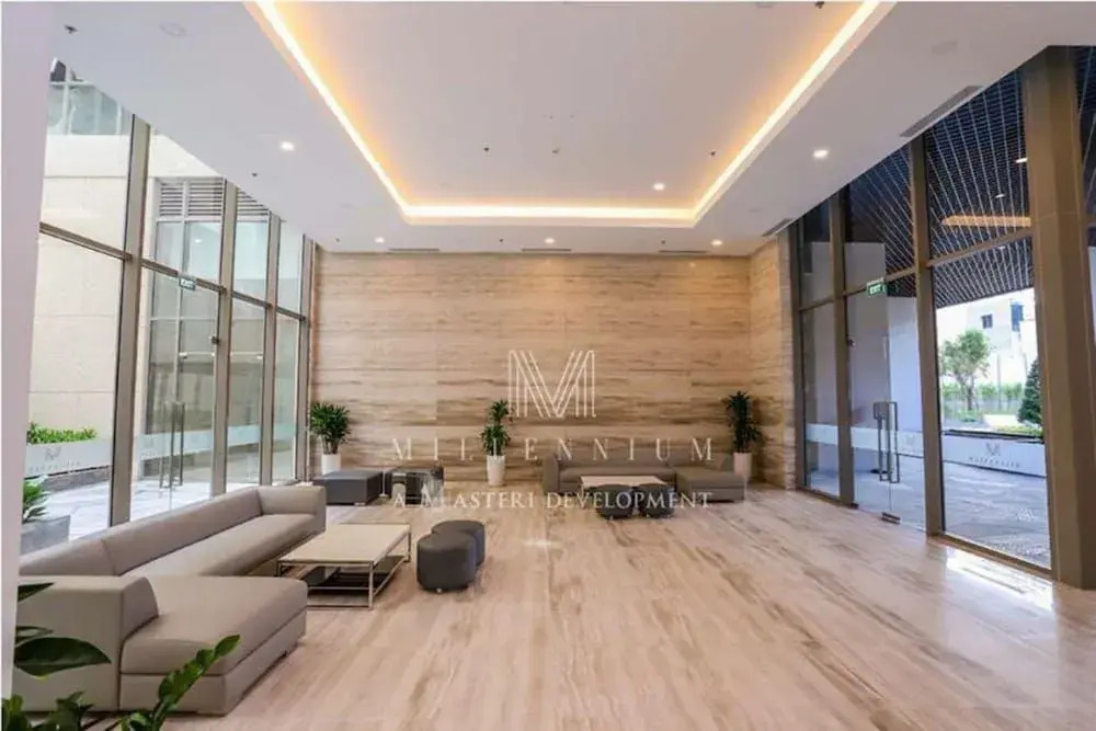 Jennifer House - Millenium Apartment