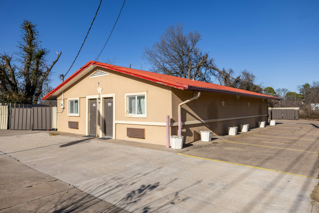 Western Inn by Capital O Cleburne TX