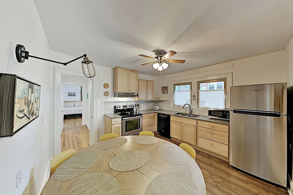 7groves1 3 Bedroom Home