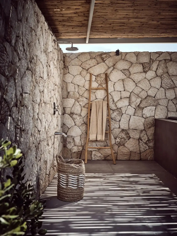 Noema Villa - Stylish Villa with Scenic Serenity, by ZanteWize