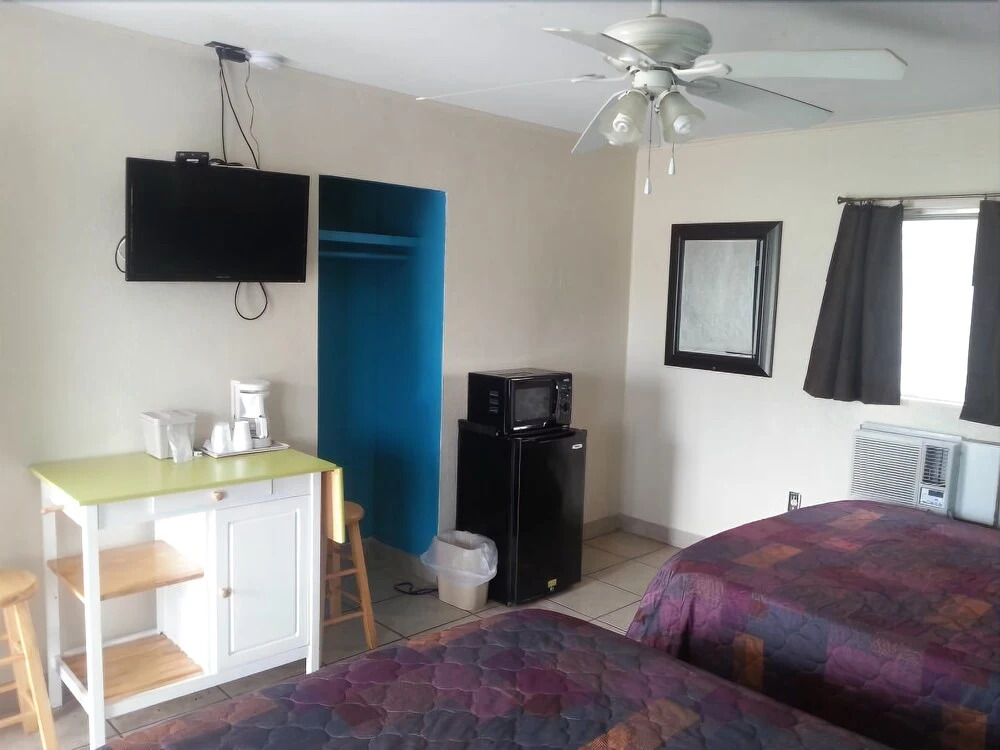 Carters Motel and Mobile Home Village