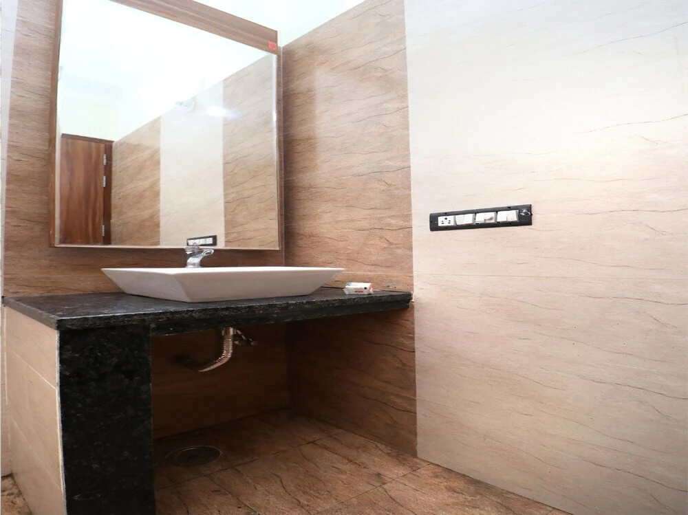 Sharan Square by OYO Rooms