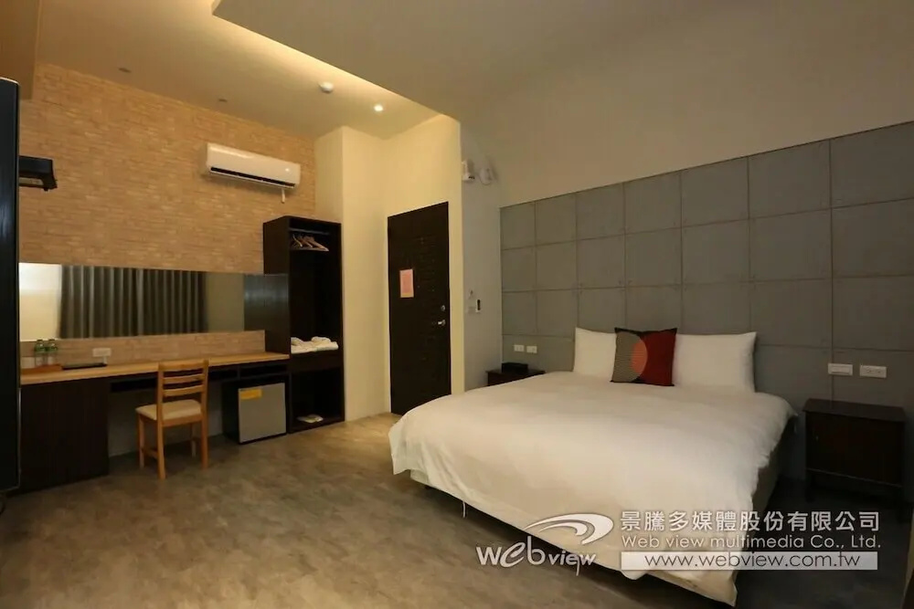 Ruo Shui Hotspring Hotel
