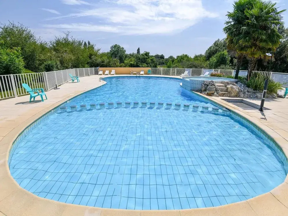 Gite le Chene Vert in a Holiday Park