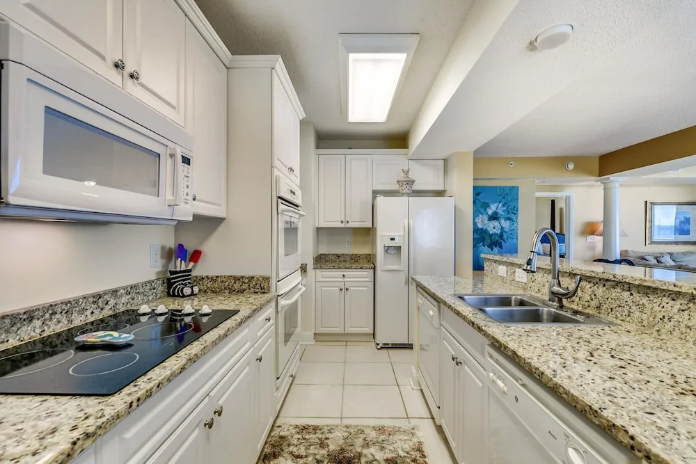 Ocean Blue 403 Apartment 5
