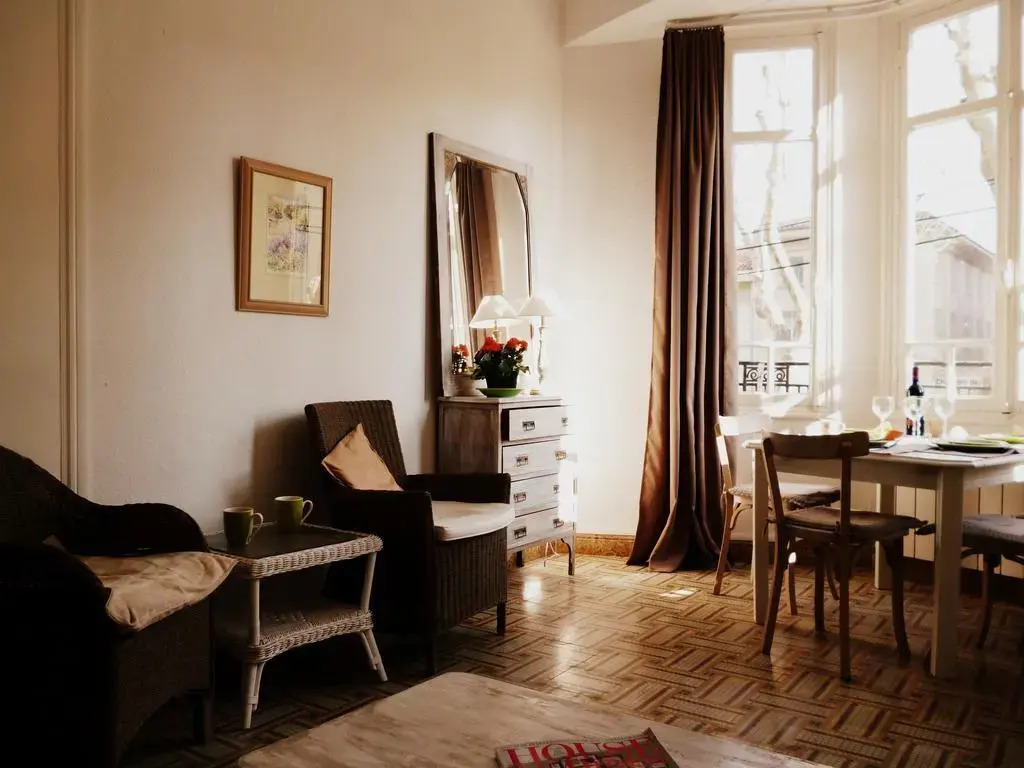 Apartment Rive Gauche