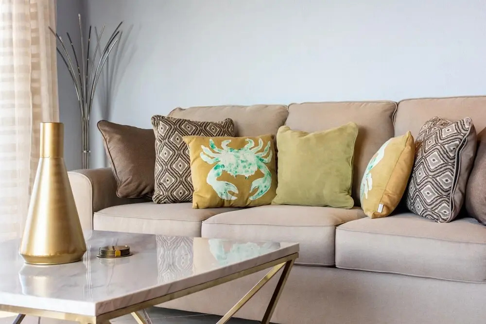 Modern, Immaculate Unit in Flamingo with Spectacular Ocean Views